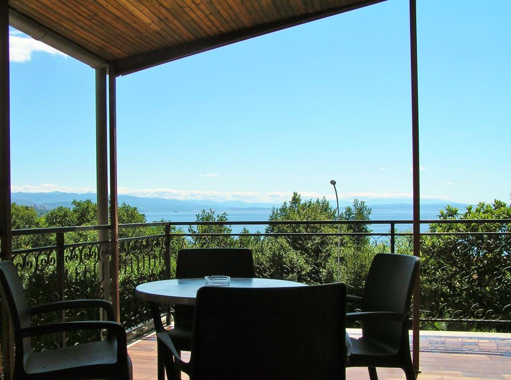 Guest House Lifestyle Holiday Opatija Exterior photo